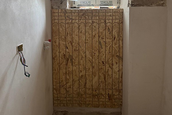 Cantiere riscaldamento a pavimento Easy D-Ray a Catignano
